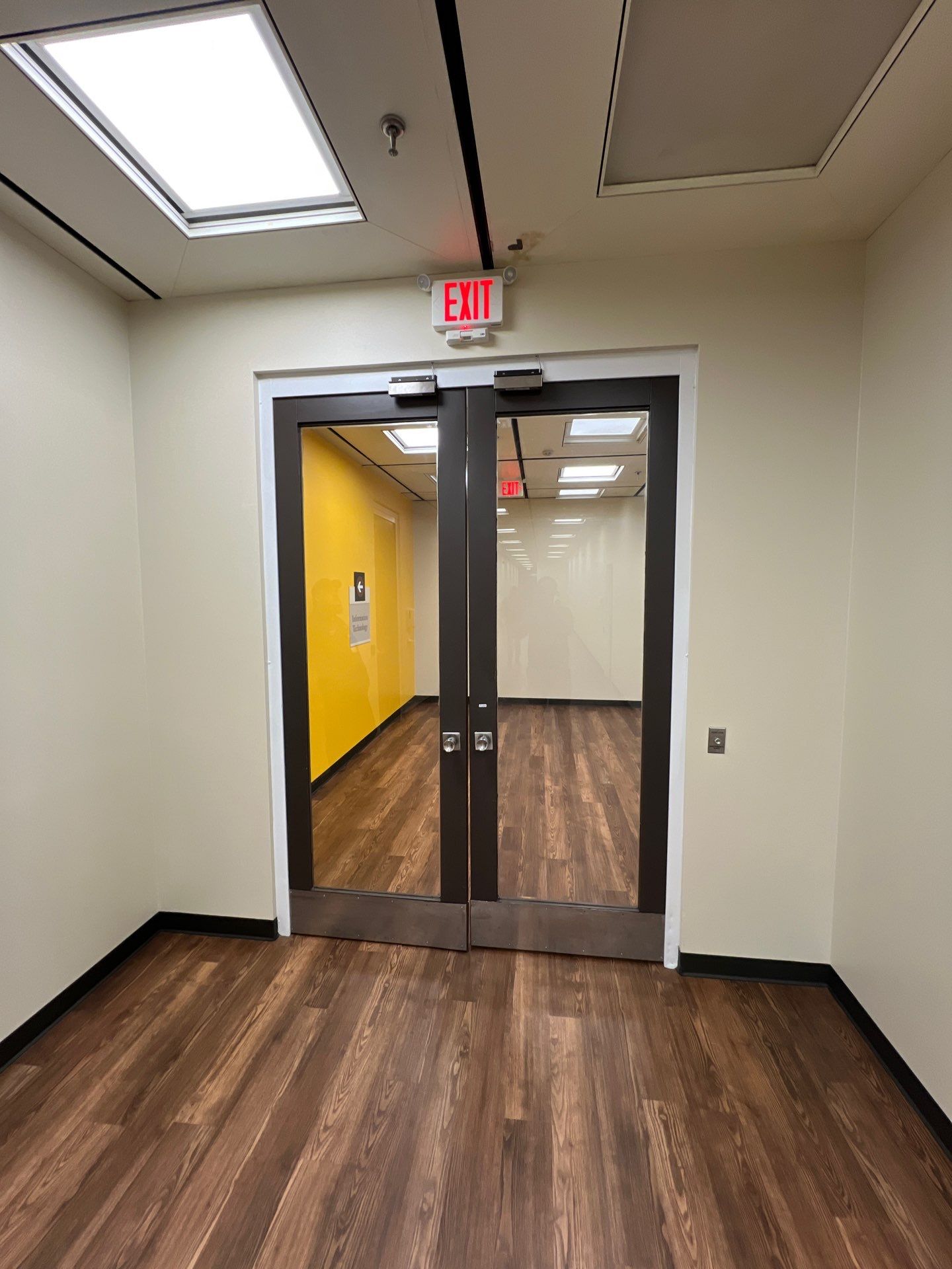 Commerical Double Door replace